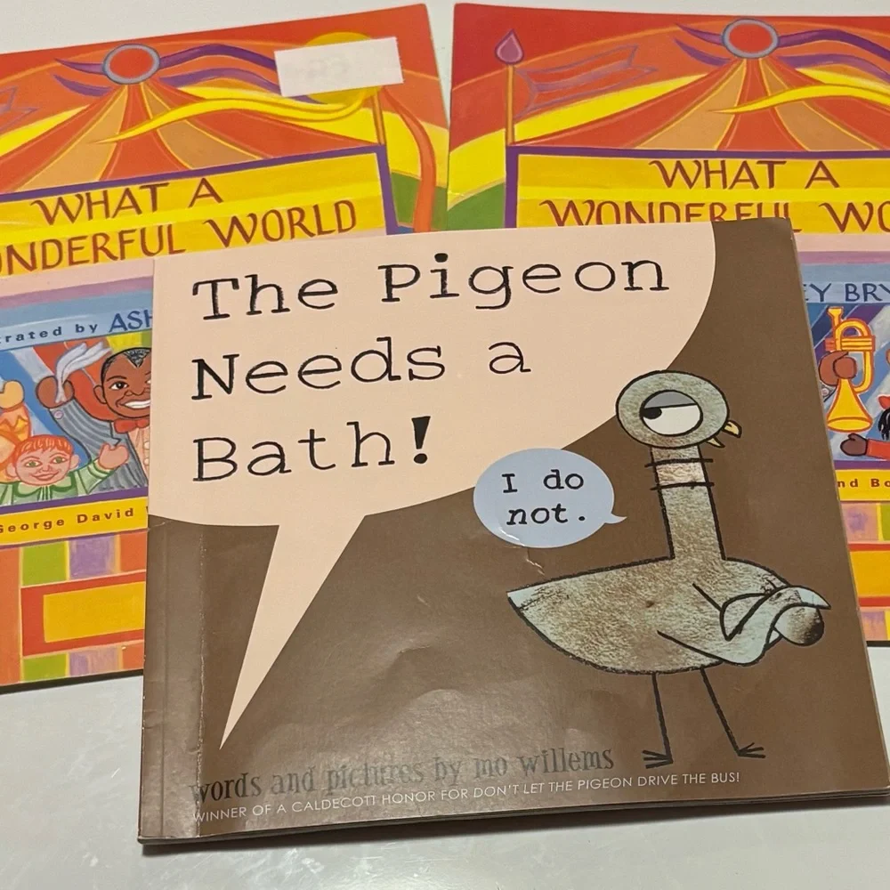 The Pigeon Needs a Bath!And what a wonderful world book set
